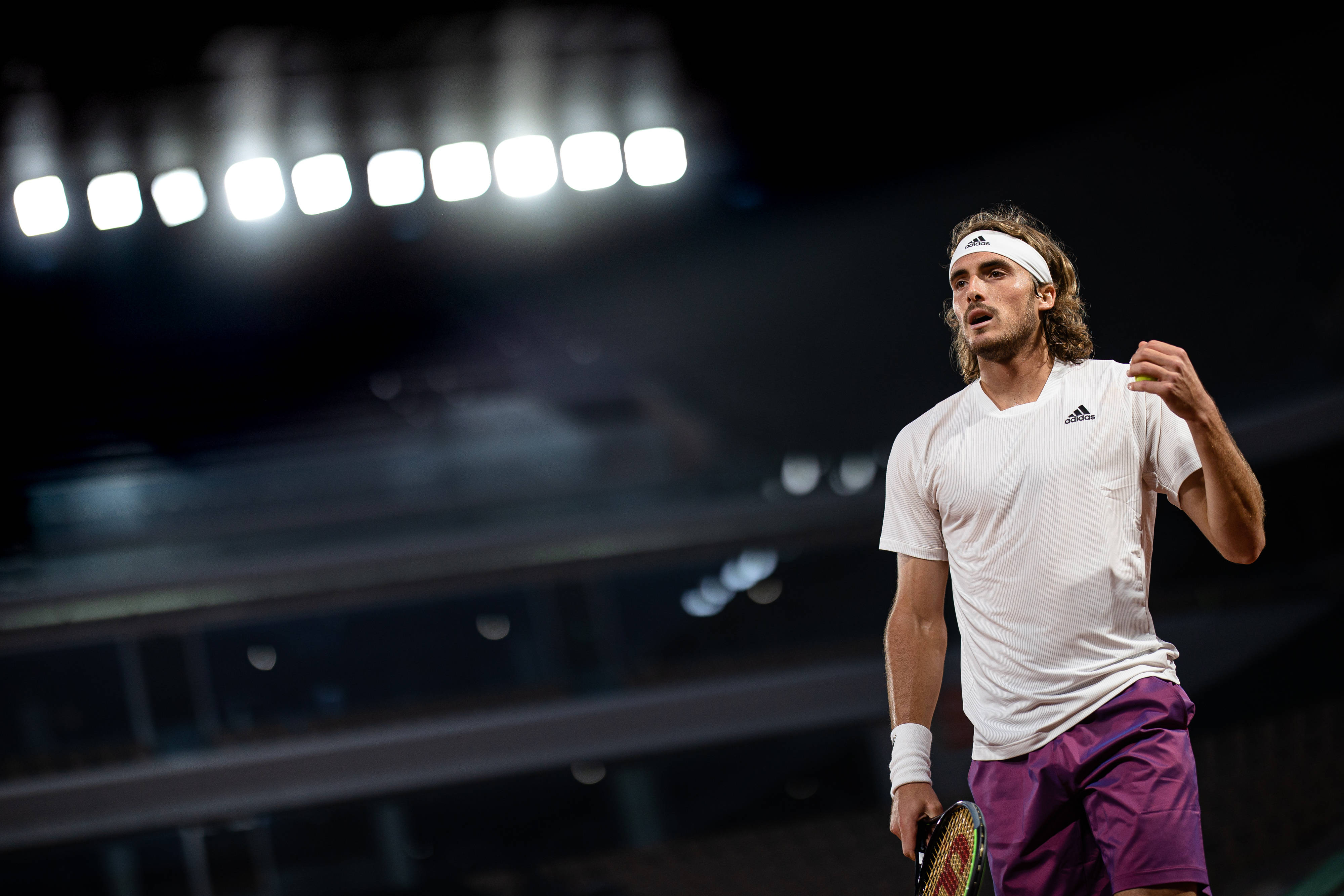 意大利网球队横扫日本网球队,西西帕斯三分雨点燃全场的简单介绍 意大利网球队横扫日本网球队,西西帕斯三分雨点燃全场的简单介绍