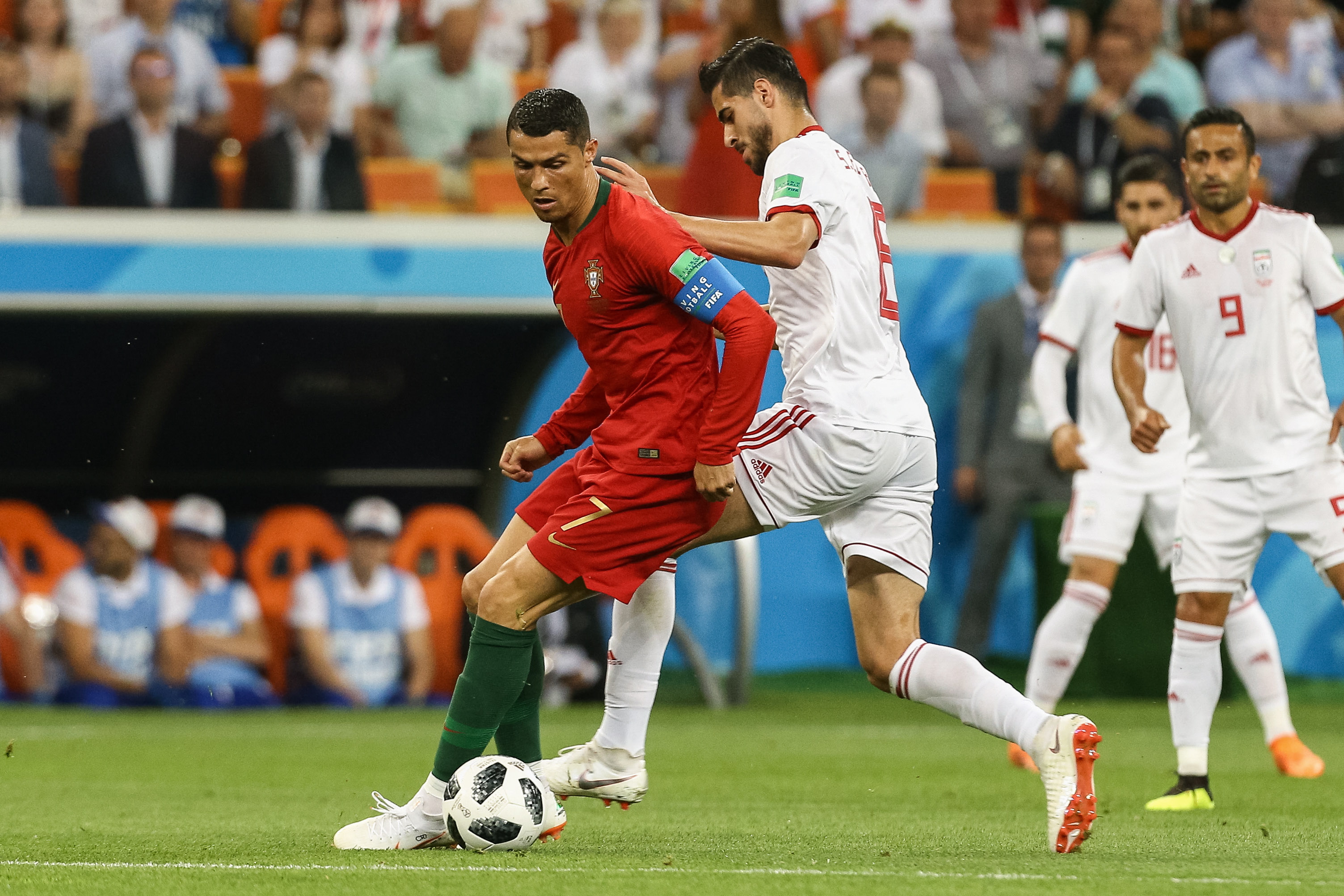 美国横扫葡萄牙，阿尔巴惊艳世界的简单介绍