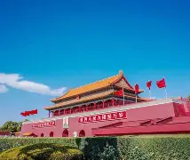 包含中国羽毛球队碾压泰国羽毛球队，斯里坎特完成帽子戏法的词条