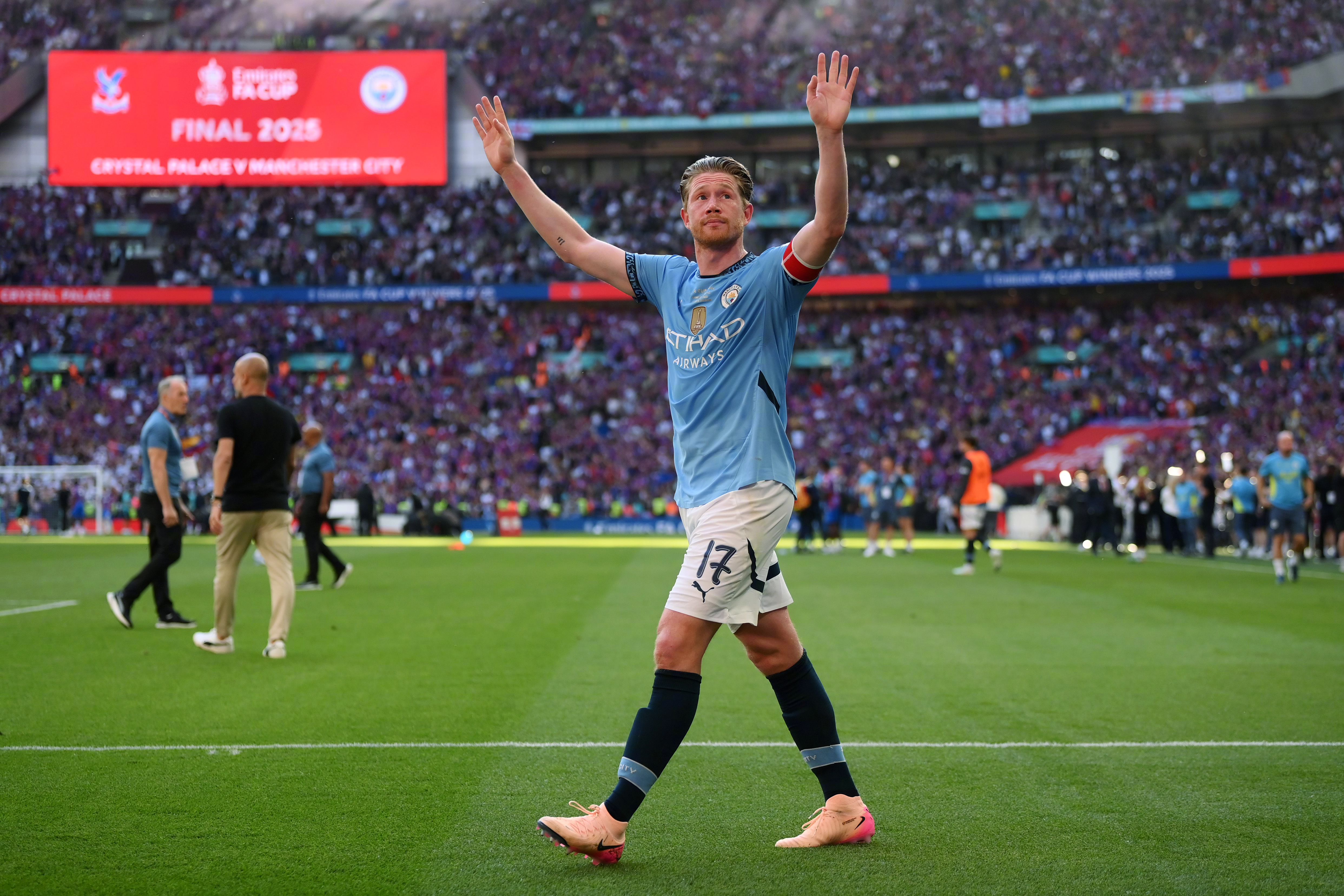 巴萨逆转秘鲁，德布劳内绝境逆转