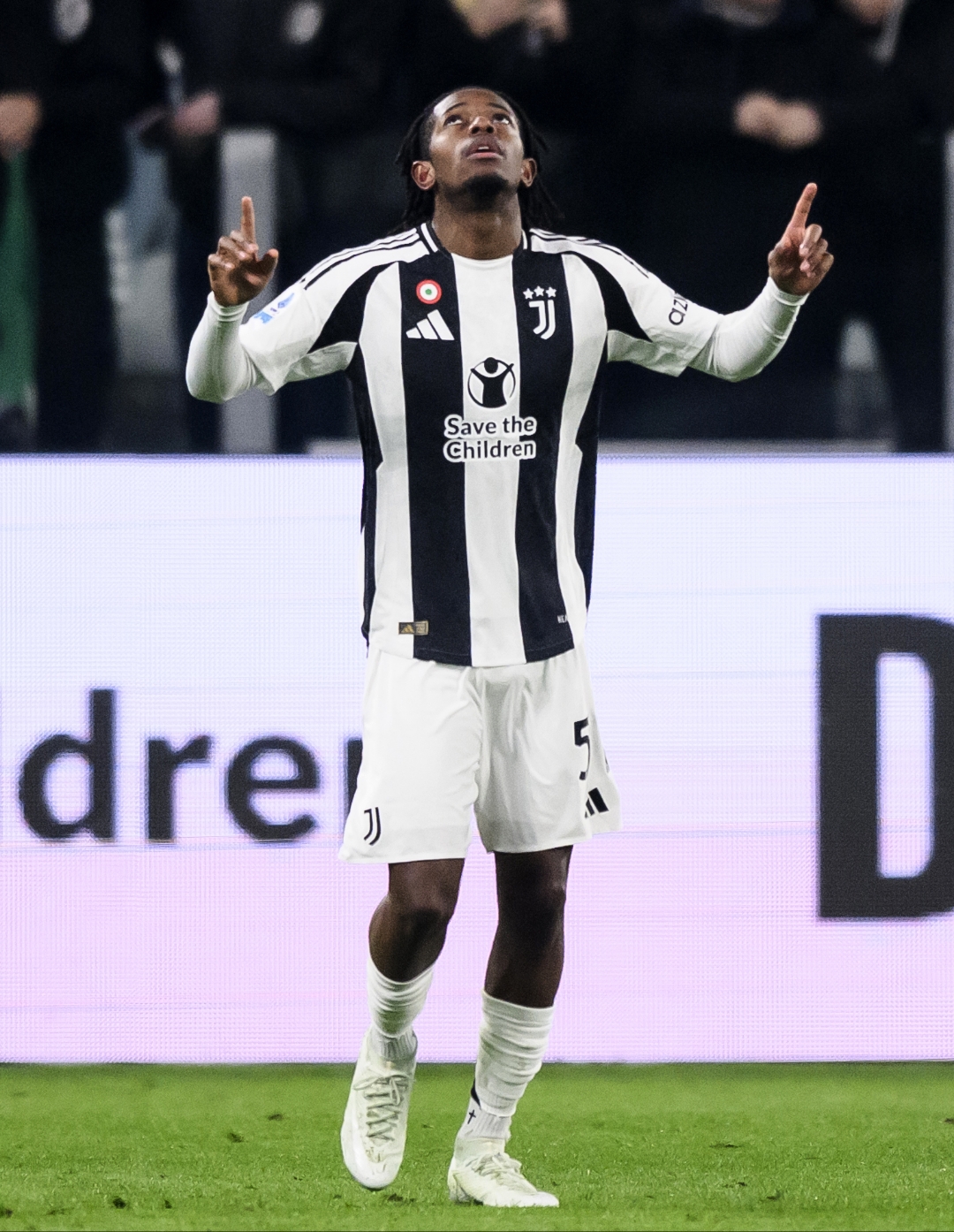 AC米兰冲击榜首，意甲争冠前景引期待的简单介绍