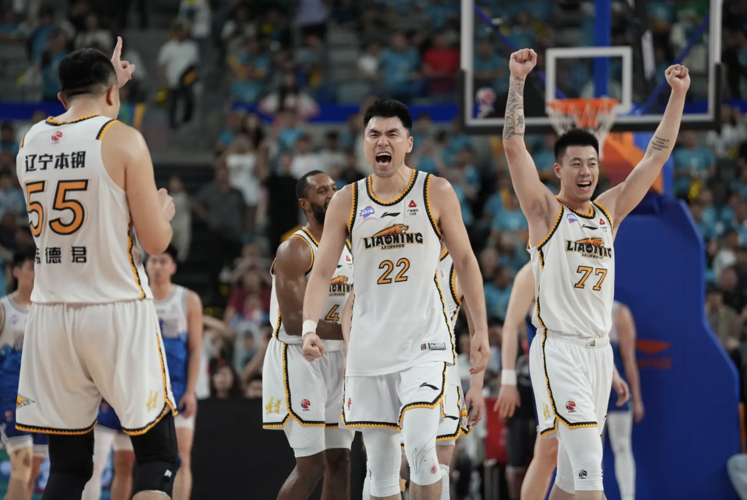 包含辽宁队在比赛中取得胜利，夺得胜利的词条