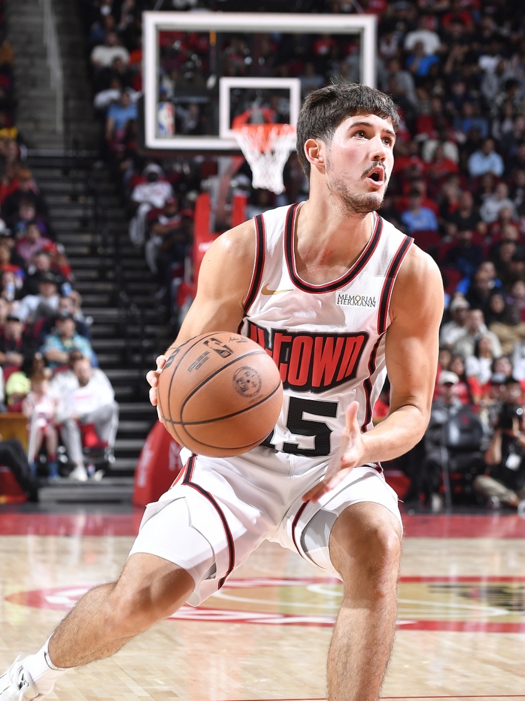 关于火箭队新秀球员连场爆发，场均数据破40进入超级状态的信息