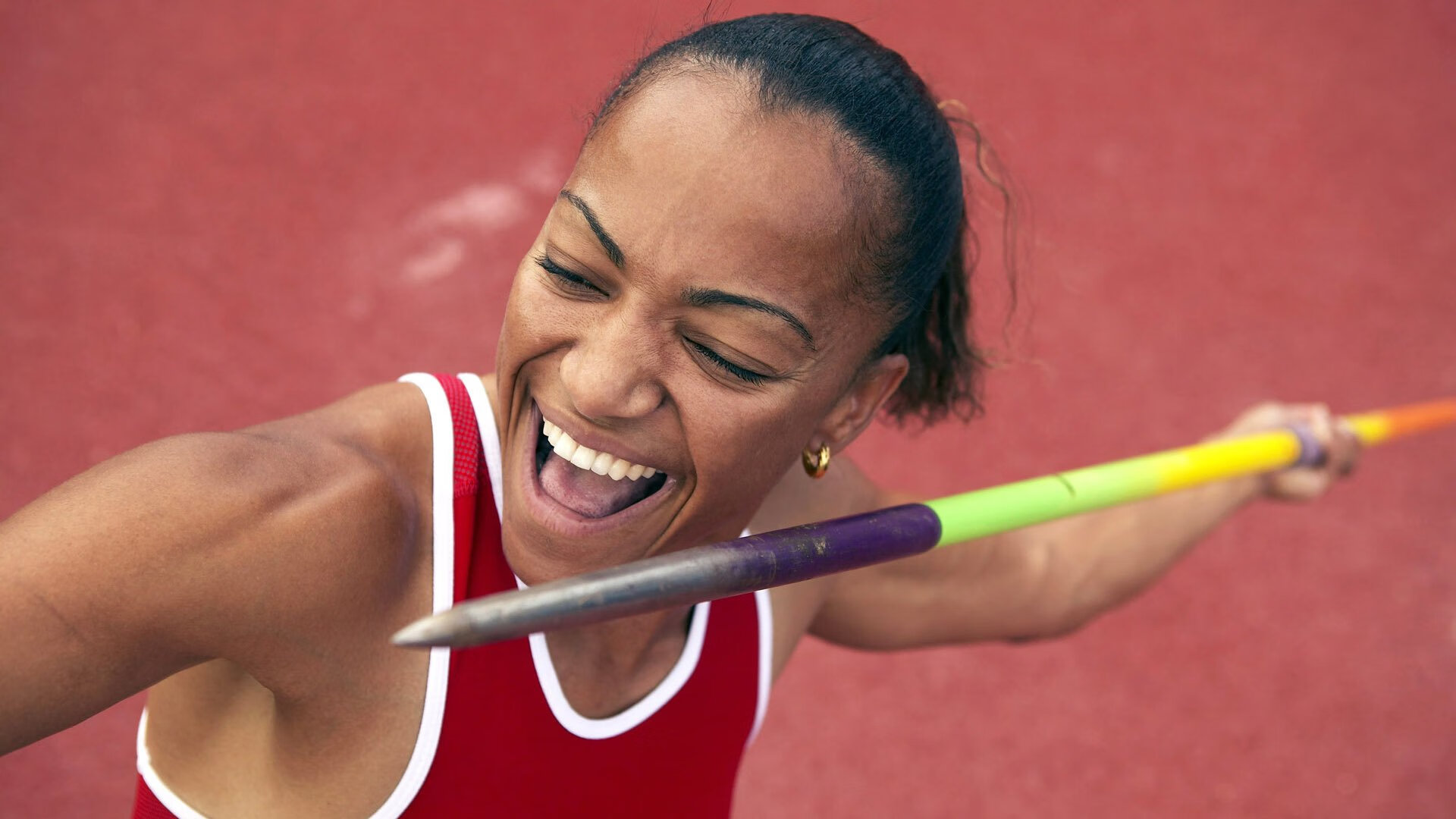 欧冠半决赛之夜，爱德华兹的制胜表现如何定义了一个时代的开始